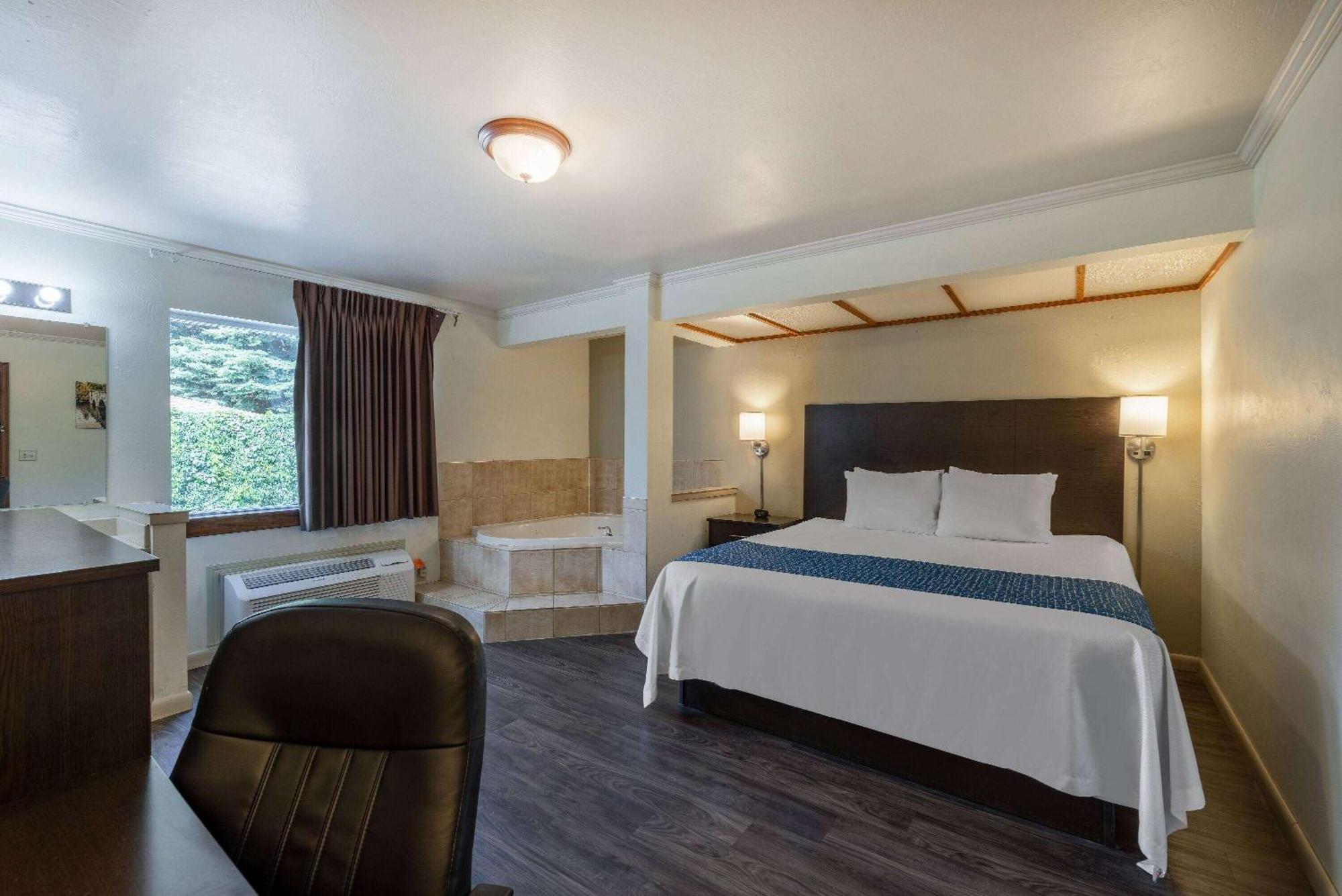 Travelodge By Wyndham Livingston Exteriér fotografie