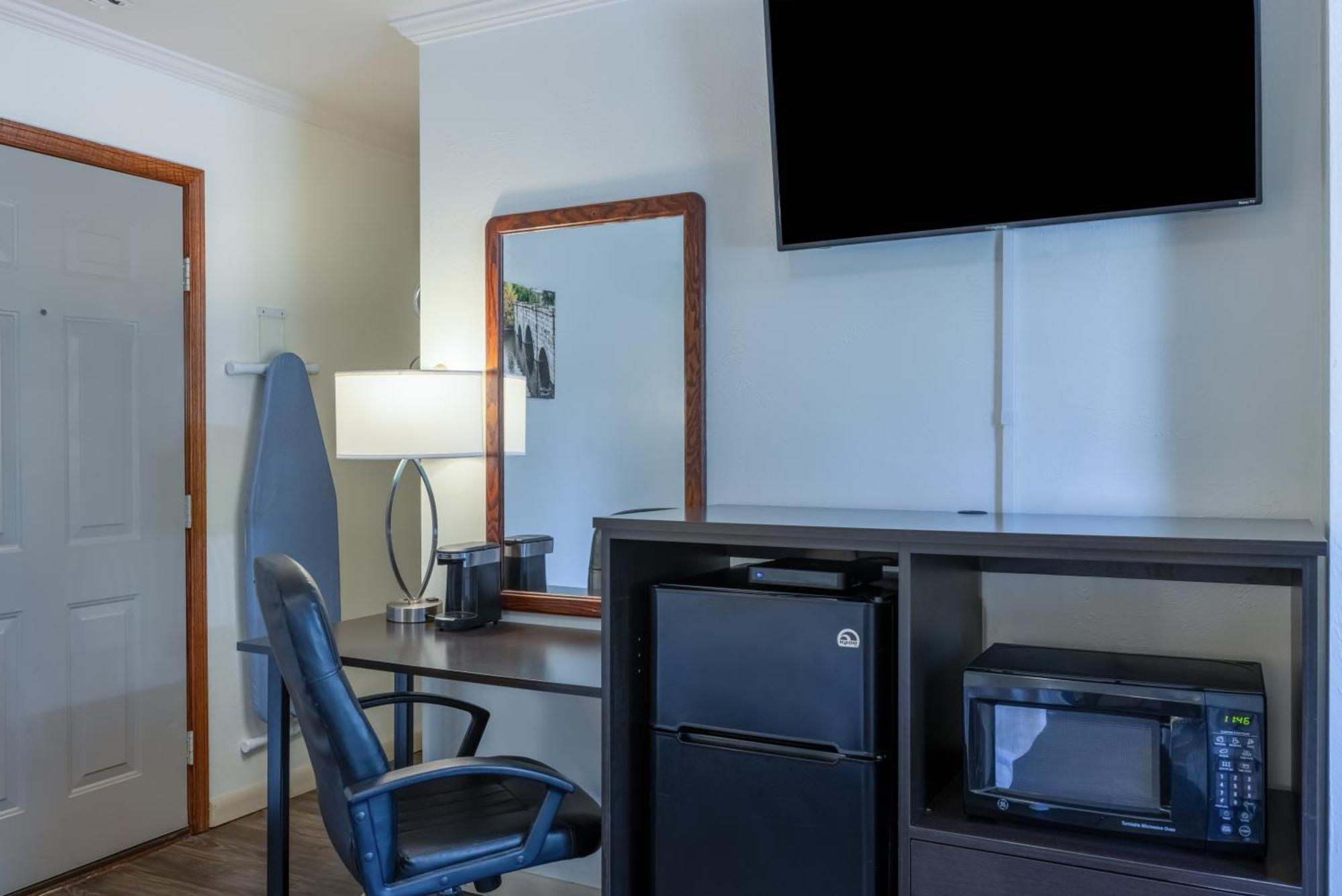 Travelodge By Wyndham Livingston Exteriér fotografie